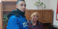 Молодогвардейцы поздравили мам с "профессиональным" праздником - Кузнецкий район